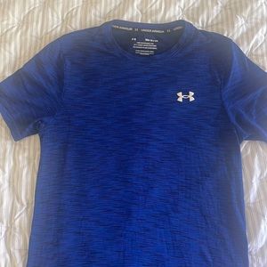 Mens small under armour tee blue/black